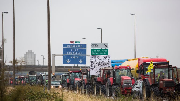 Drivers stage a &#39;go slow&#39; demonstration on the A16 to Calais