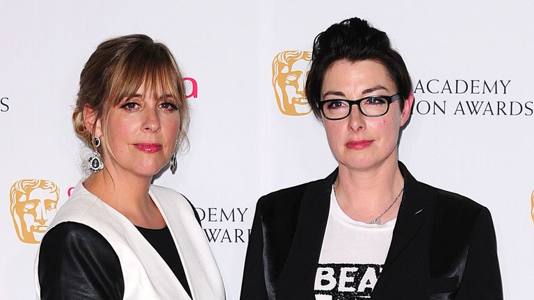 Mel Giedroyc and Sue Perkins will step down as hosts of the Great British Bake Off when it moves to Channel 4