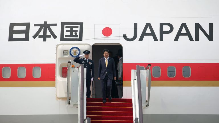 Japanese Prime Minister Shinzo Abe arrives at Hangzhou Xiaoshan international airport before the G20 Summit 