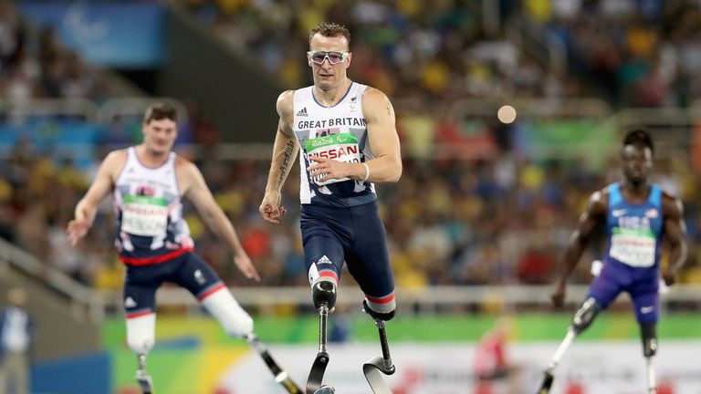 Double amputee Richard Whitehead was streets ahead of the competition as he won the T42 200m final 