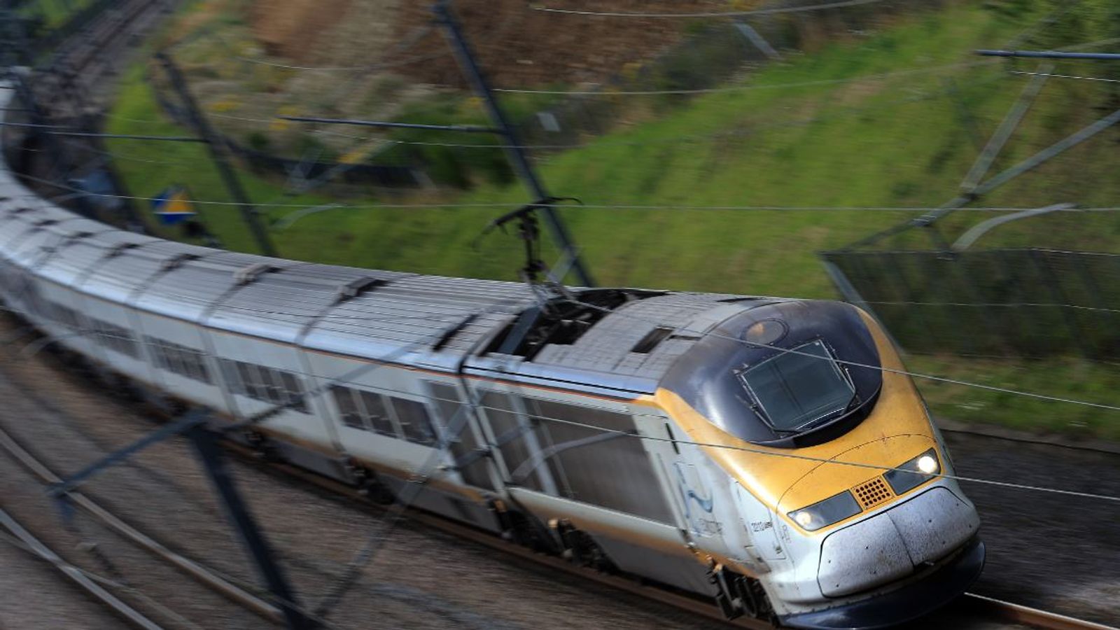 Eurostar services could stop under 'no-deal' Brexit, government paper warns