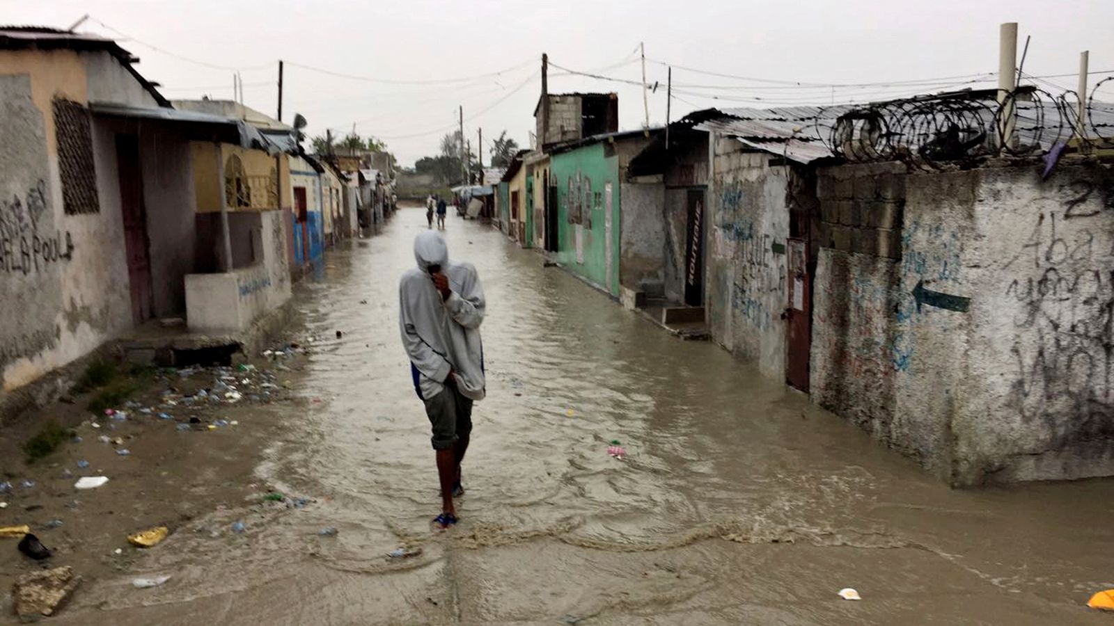 Hurricane Matthew batters Haiti, a country still recovering from 2010 earthquake1600 x 900