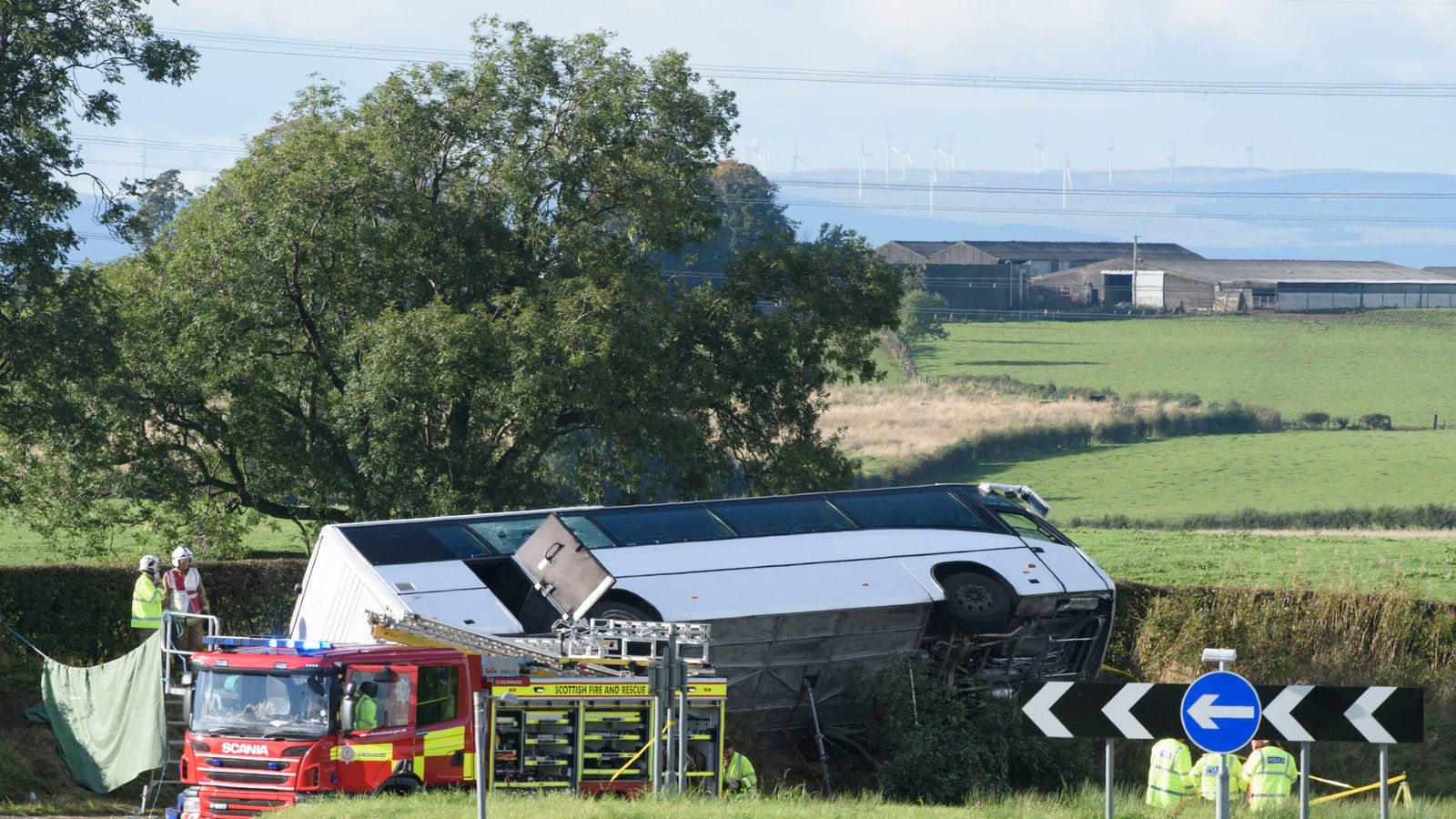 Man dies after coach crash in Scotland | Scoop News | Sky News