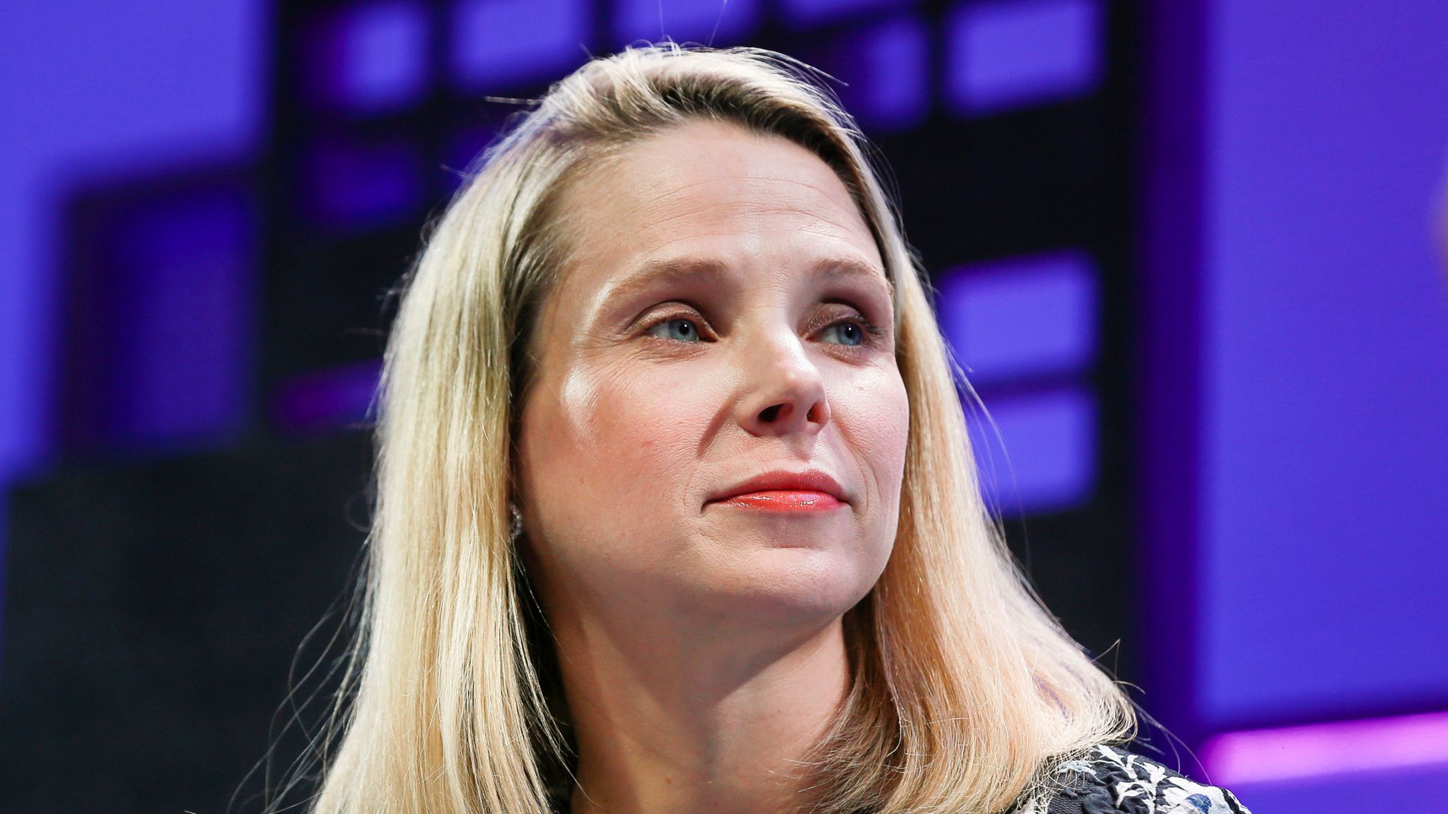 yahoo-boss-marissa-mayer-loses-out-on-millions-in-bonuses-over-hacks