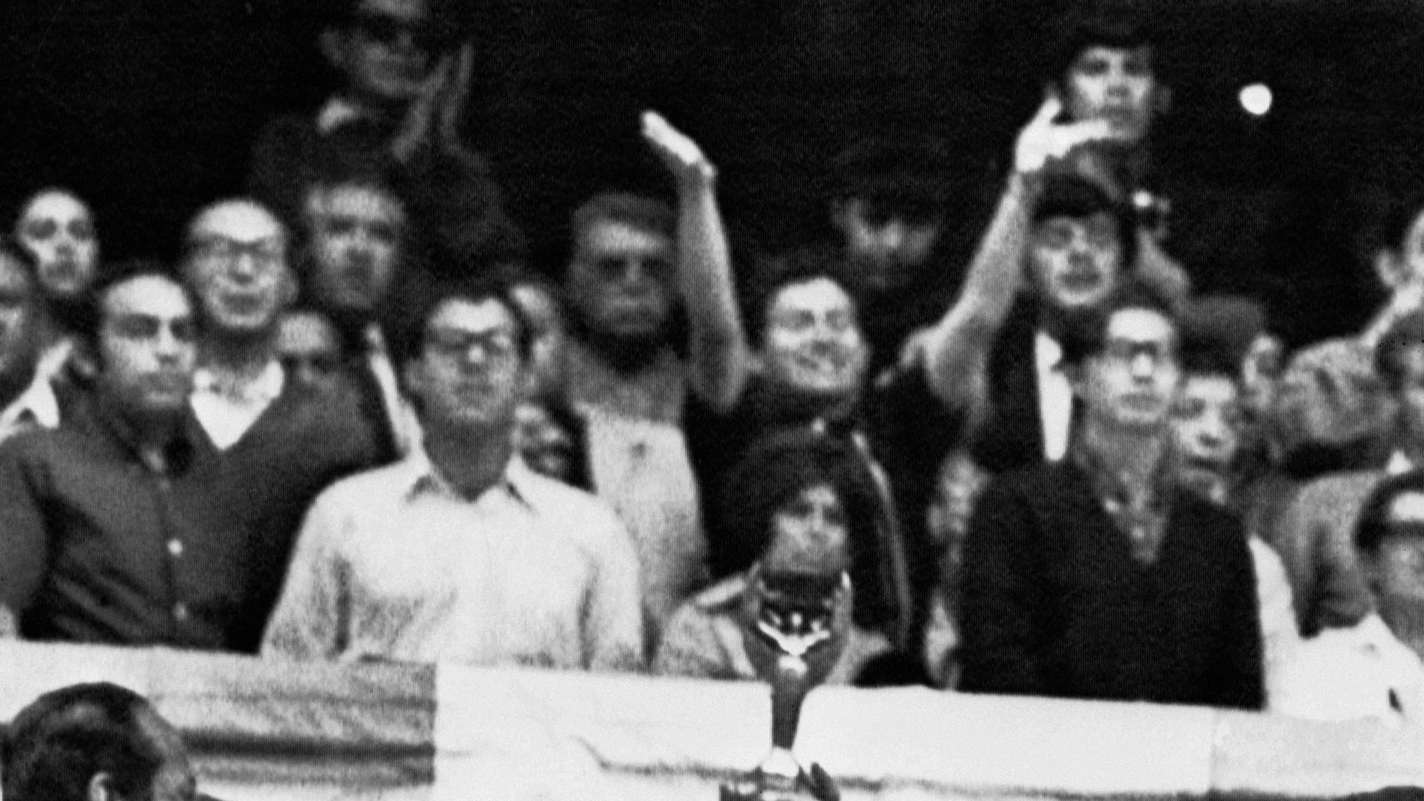 Brazilian football legend Carlos Alberto dies after heart attack at 72 ...