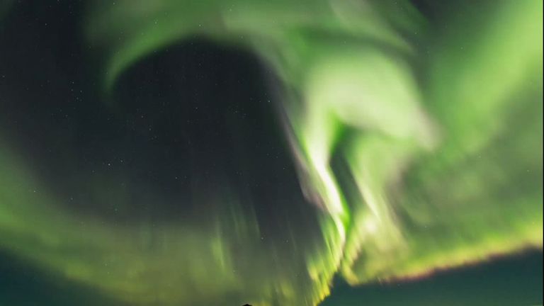 A particularly powerful Northern Lights&#39; display in Iceland
