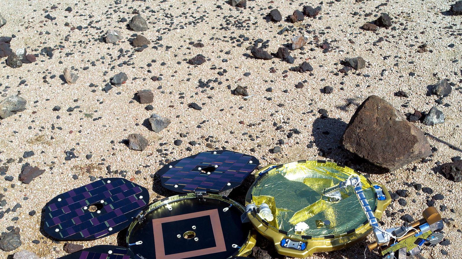 Beagle 2 probe did not crashland on Mars, new images show Science