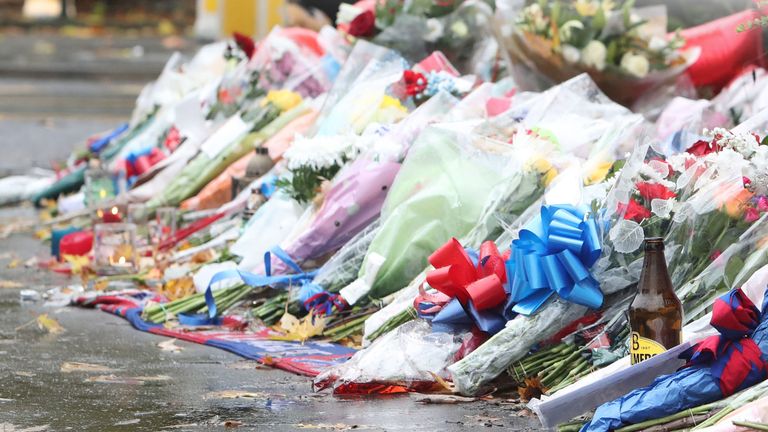 Tributes left for Croydon tram crash victims