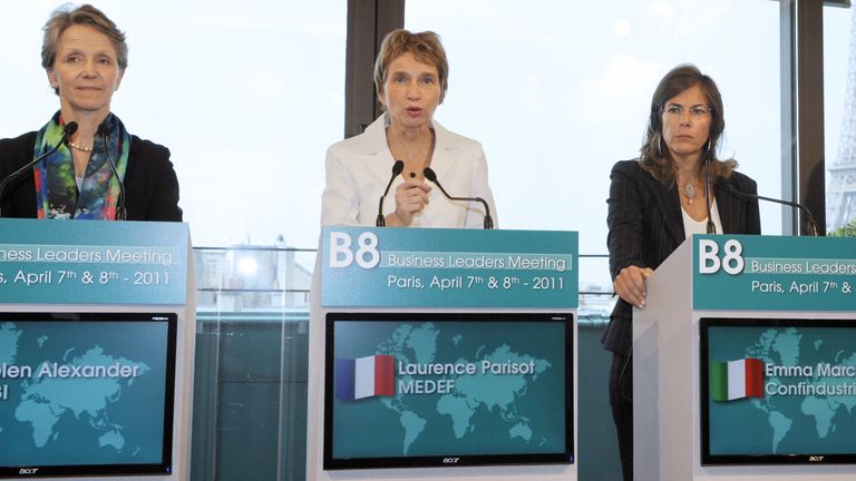 (From LtoR) British president of the CBI (confederation of British Industry) Helen Alexander, French Business confederation Medef head Laurence Parisot and Italian president of Confindustria, Emma Marcegaglia, take part in a press conference during the B8 Business Leaders Meeting on April 8, 2011 in Paris. AFP PHOTO BERTRAND GUAY (Photo credit should read BERTRAND GUAY/AFP/Getty Images)
