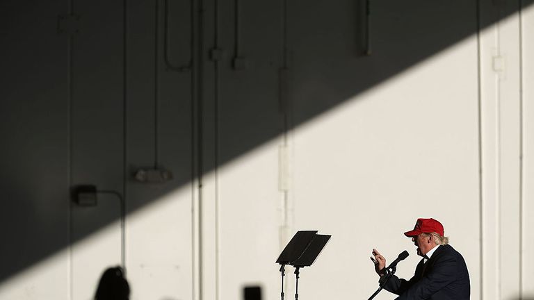 Donald Trump campaigns in Minneapolis, Minnesota