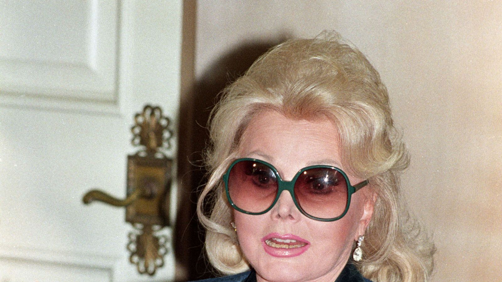 Actress Zsa Zsa Gabor Has Died Aged 99 Ents And Arts News Sky News