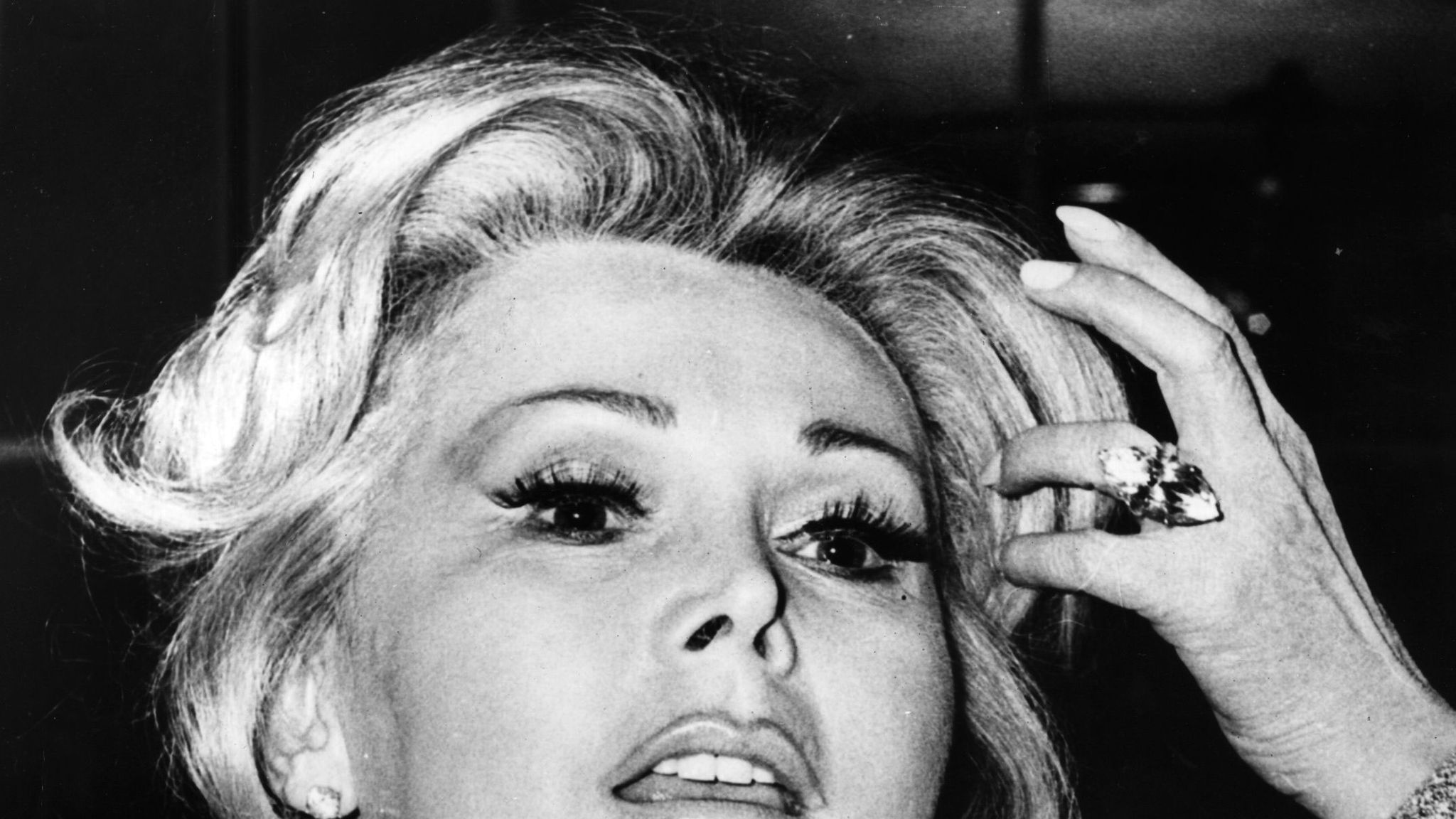 Actress Zsa Zsa Gabor Has Died Aged 99 Ents And Arts News Sky News