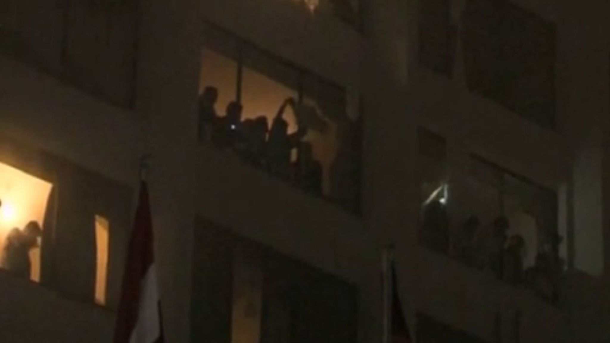 Fire at international hotel in Karachi kills 11 and injures 75 World