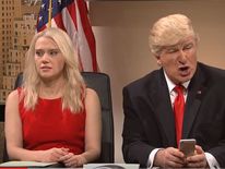 Saturday&#39;s SNL sketch mocked Donald Trump&#39;s social media feed