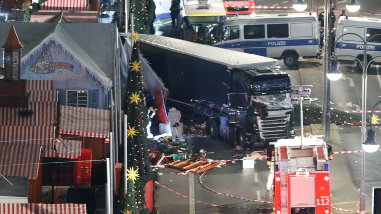 The lorry is seen from above in the position in which it came to rest