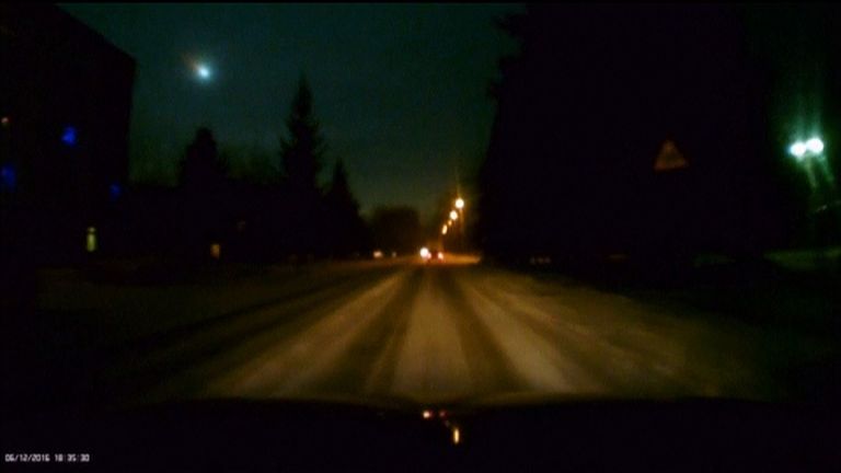 Meteor lights up Siberian sky