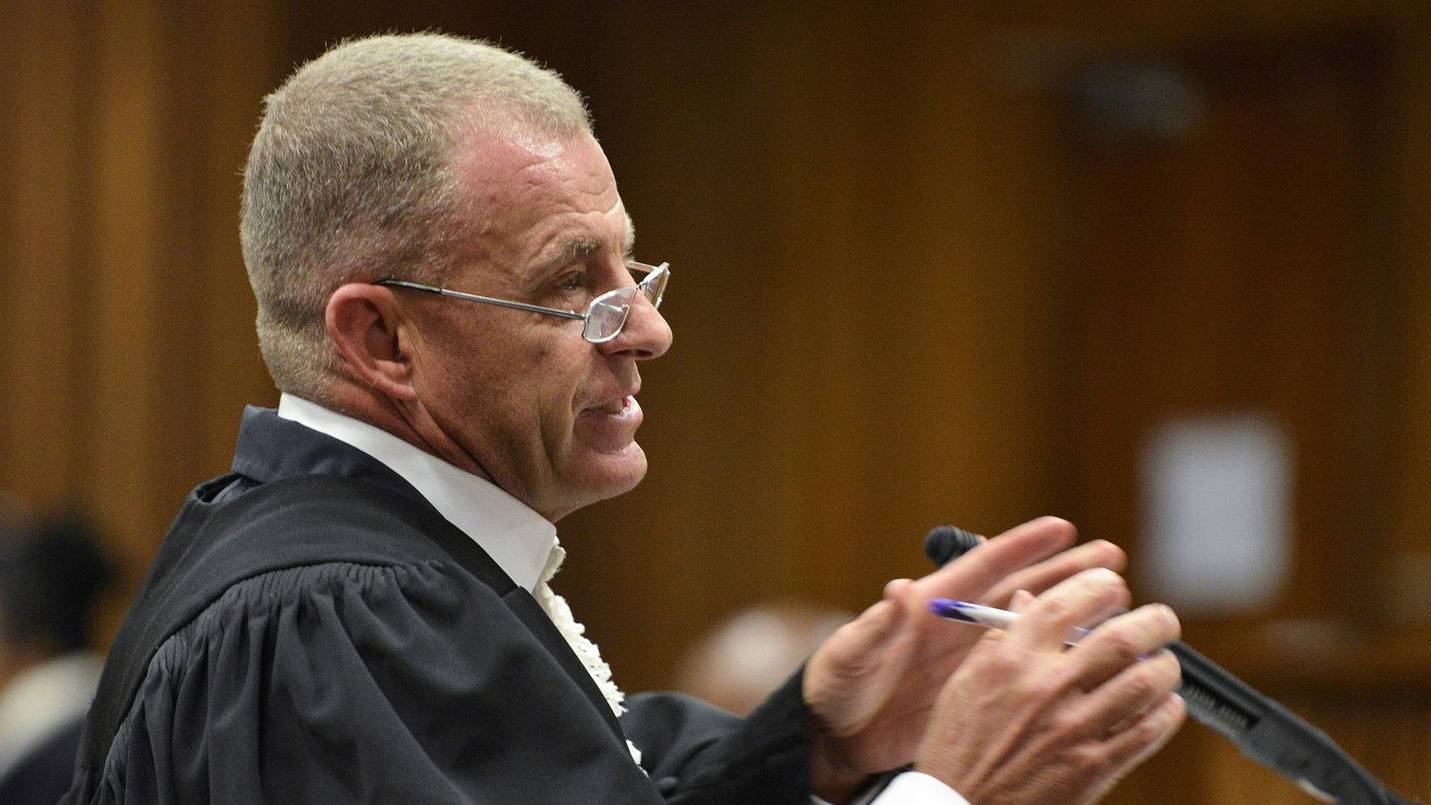 Pistorius prosecutor Gerrie 'the bulldog' Nel resigns | World News ...