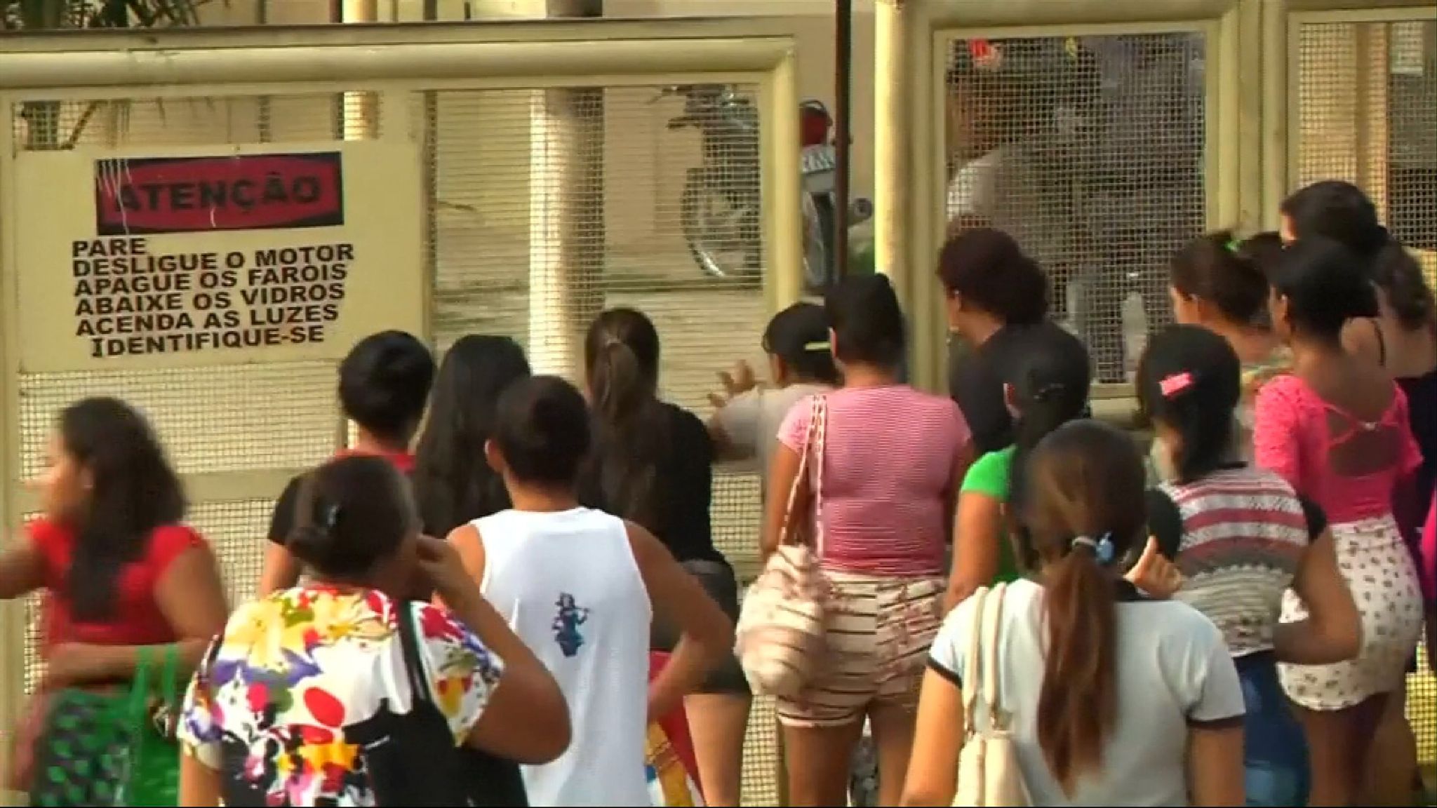 At least 33 inmates killed in second fatal Brazil prison riot this week ...