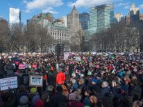 Mayor Bill de Blasio speaks as protesters gather in Battery Park and march to the offices of Customs and Border Patrol in Manhattan to protest President Trump&#39;s Executive order imposing controls on travelers from Iran, Iraq, Libya, Somalia, Sudan, Syria and Yemen, January 29, 2017 in New York