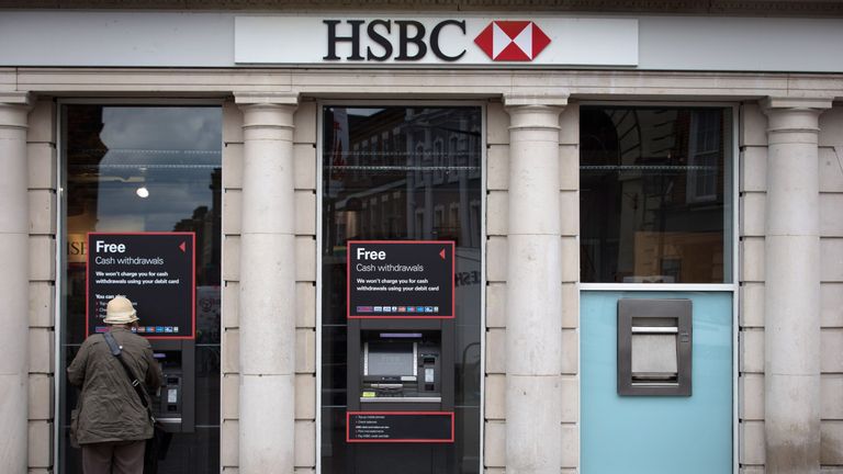 HSBC will have 625 UK branches by the end of 2017