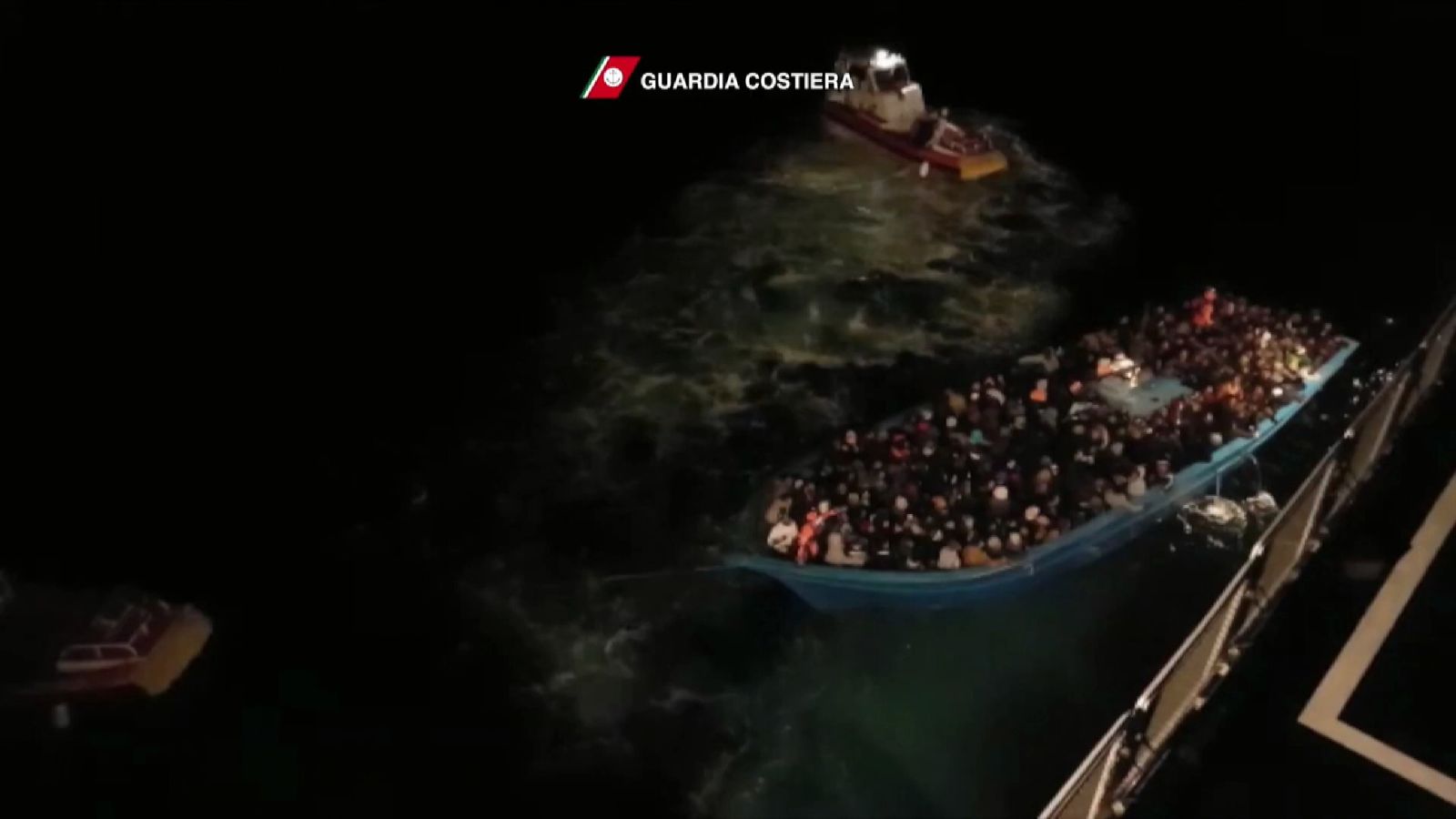 The Italian coast guard rescue migrants in the Mediterranean | Scoop ...
