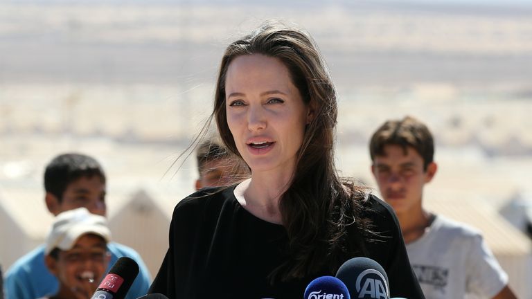 Angelina Jolie criticizes U.S. response to refugees as 'politics