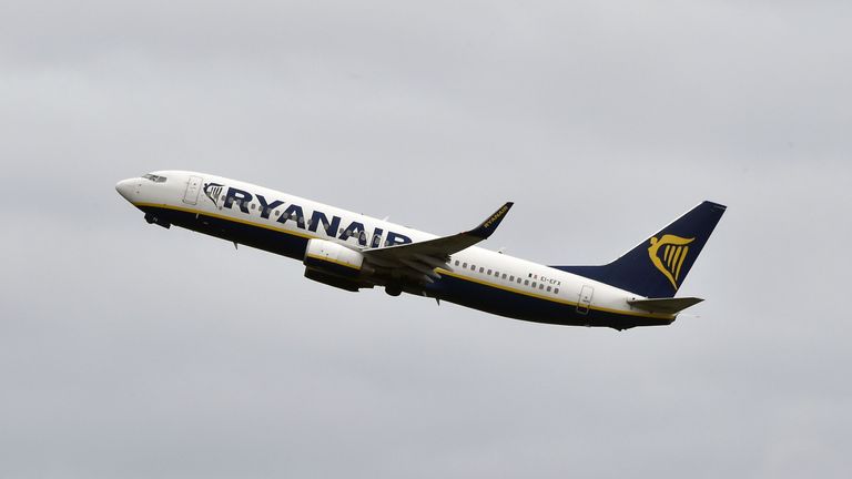 One of Ryanair&#39;s Boeing 737-800s takes off