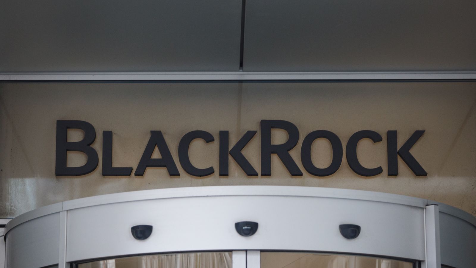 Blackrock компания кто владелец