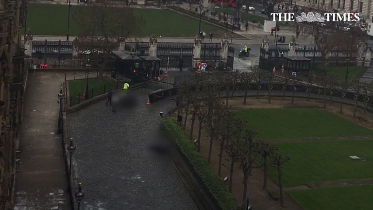 Video footage shows the gates into New Palace Yard at Westminster left open after the attack