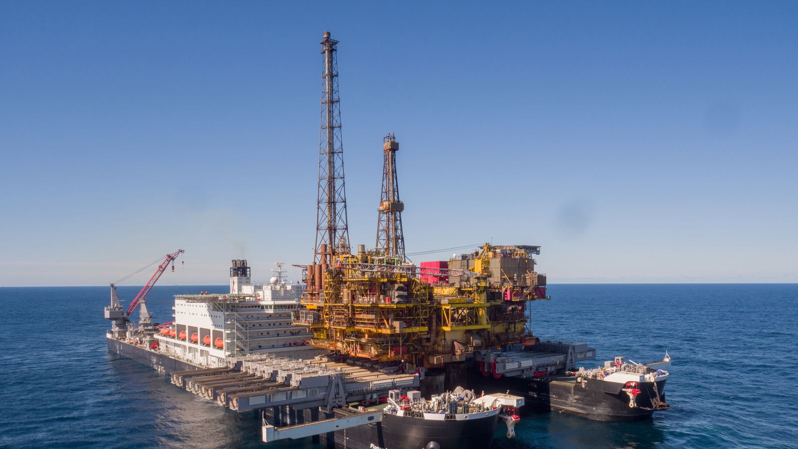 Pioneering Spirit : World's largest vessel sets record after 24,000 ...