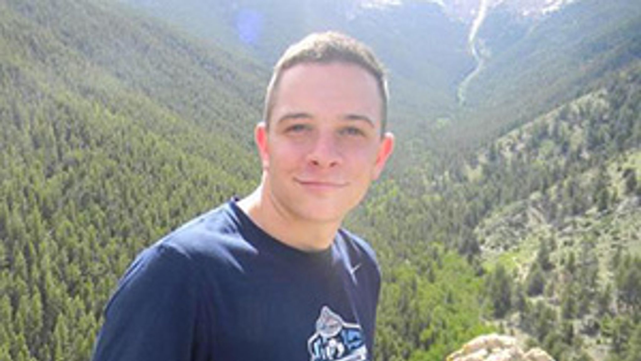 Student, 19, dies after hammerthrowing event in Chicago World News Sky News