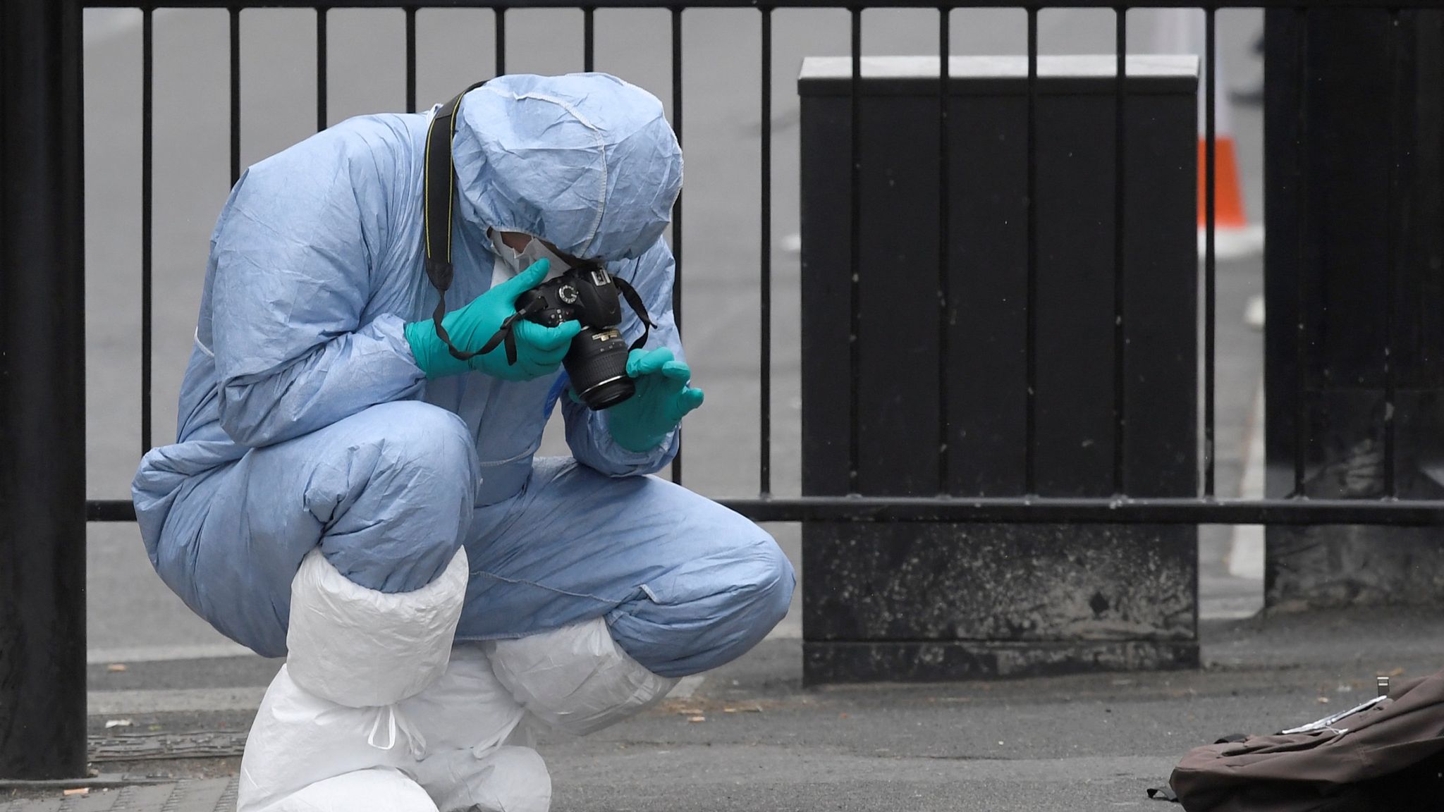 Man arrested in Westminster security alert | UK News | Sky News