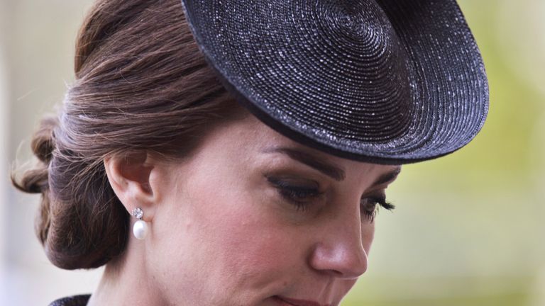 The Duchess of Cambridge pays her respects to those who died in the Westminster attack