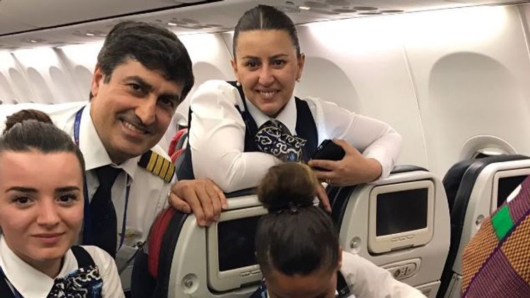 Cockpit Crew  Turkish Airlines ®