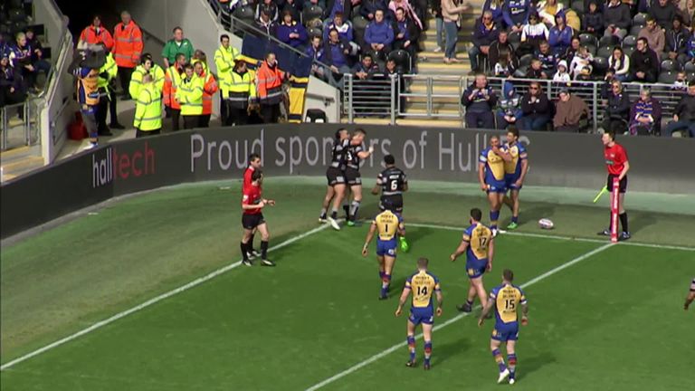 Steve Michaels' acrobatic try! | Video | Watch TV Show | Sky Sports