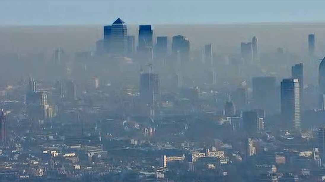 UK&#39;S ENVIRONMENT MINISTRY SAYS  IT PLANS TO SET UP CLEAN AIR ZONES IN ENGLAND TO IMPROVE AIR QUALITY