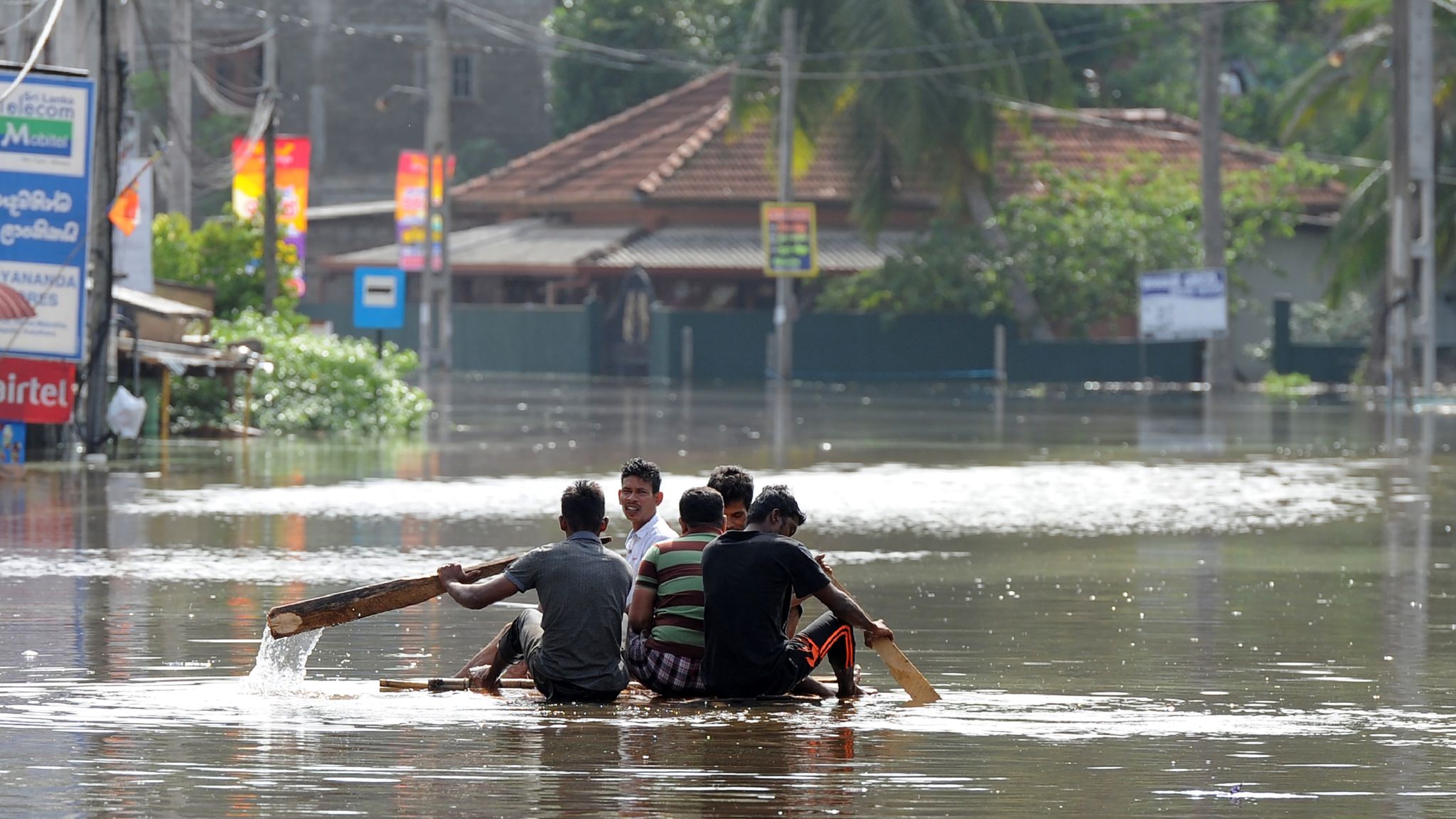 Sri Lanka Floods Death Toll Rises To 169 As Cyclone Heads For ...