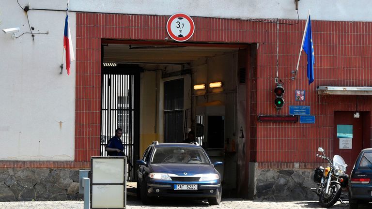 A car leaves the gate of the Pankrac prison where the extradition&#39;s hearing of the Russian hacker Yevgeny Nikulin took place