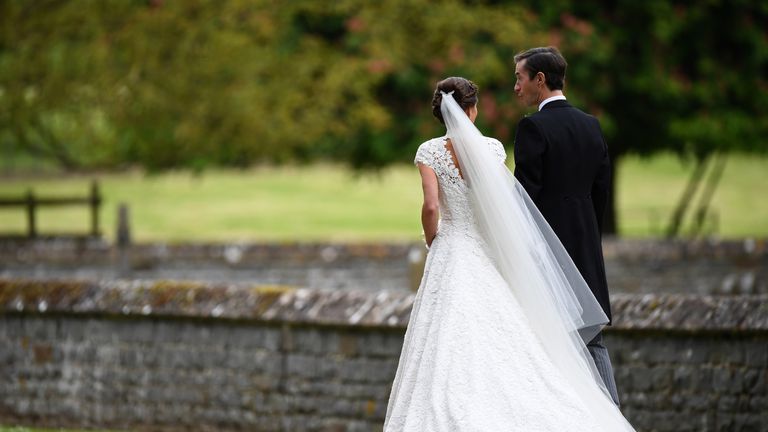 Pippa middleton outlet second wedding dress