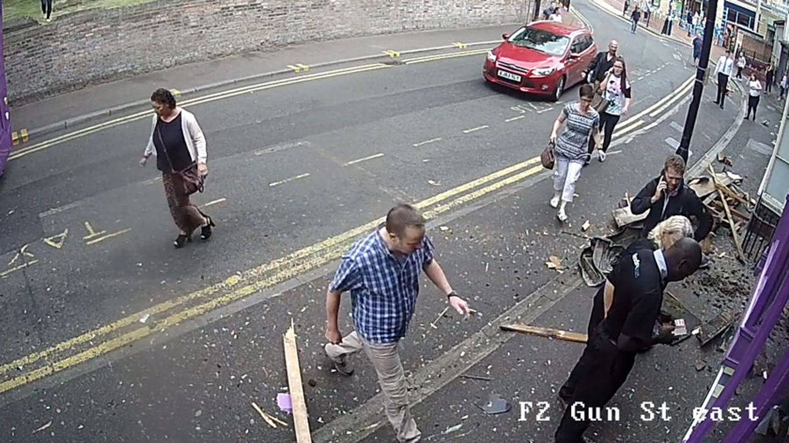 Double Decker Bus Hits Man In Reading Man walks away after being hit by double decker bus in Reading | UK