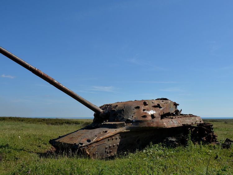 Castlemartin firing range deaths Soldiers named