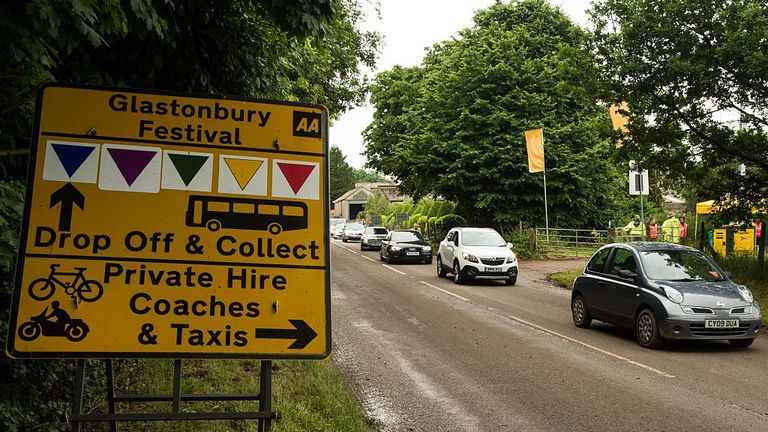 Queues outside Glastonbury 2016