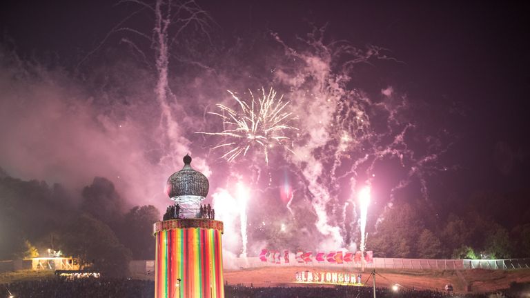 Glastonbury Festival Gets Under Way | UK News | Sky News