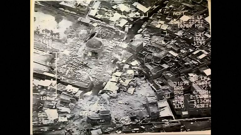 An image provided by the Iraqi military shows the destruction in Mosul&#39;s Old City 