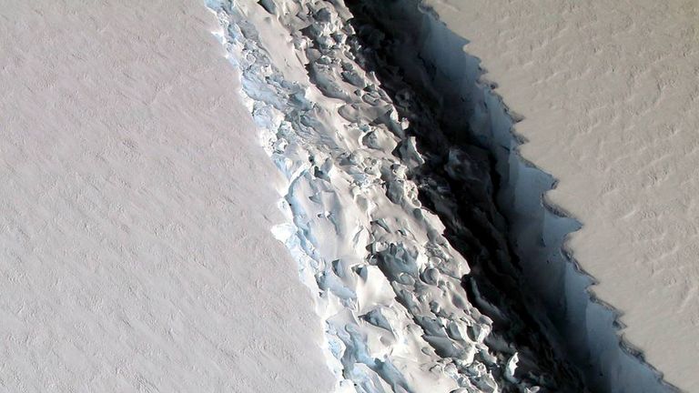 An oblique view of a massive rift in the Antarctic Peninsula&#39;s Larsen C ice shelf is shown in this November 10, 2016 photo taken by scientists on NASA&#39;s IceBridge mission in Antarctica. Courtesy John Sonntag/NASA/Handout via REUTERS