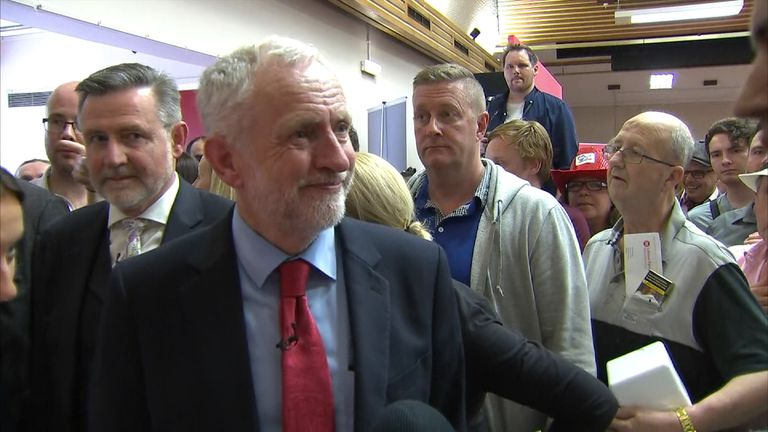 Jeremy Corbyn says &#39;I am a Corbyn&#39; in German