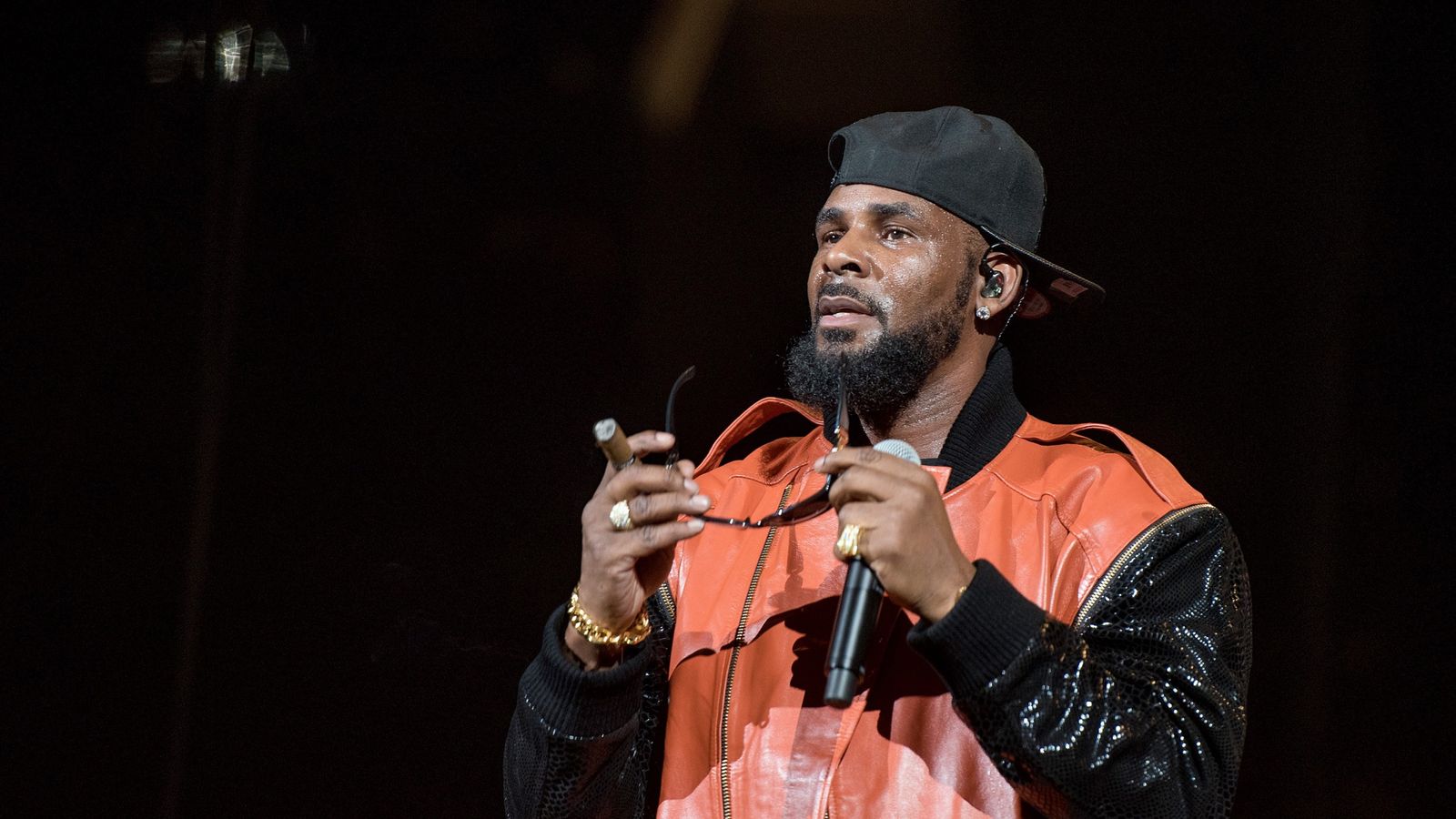 who raised singer r kelly who raised singer r kelly