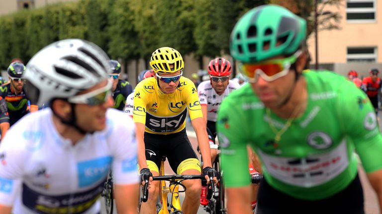 Setting off at the start of the final stage, Froome (centre) held a 54 second advantage