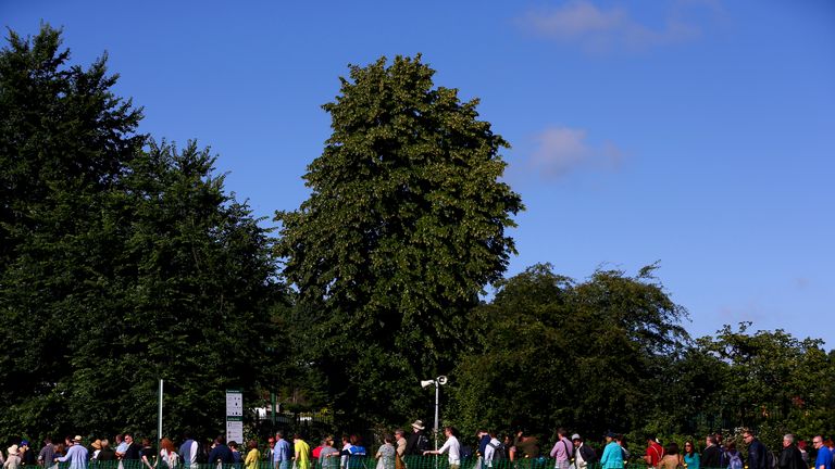 Wimbledon queue