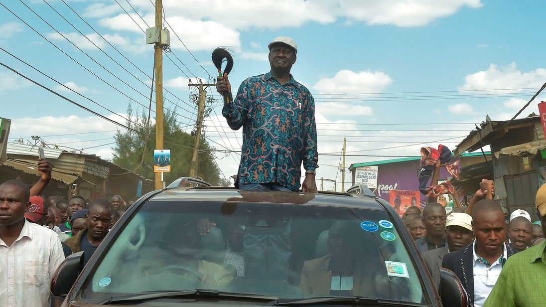 Kenyan opposition leader Raila Odinga addresses supporters in Kibera